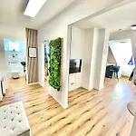 Skyview - Self Check In - Near Centre Apartmán *