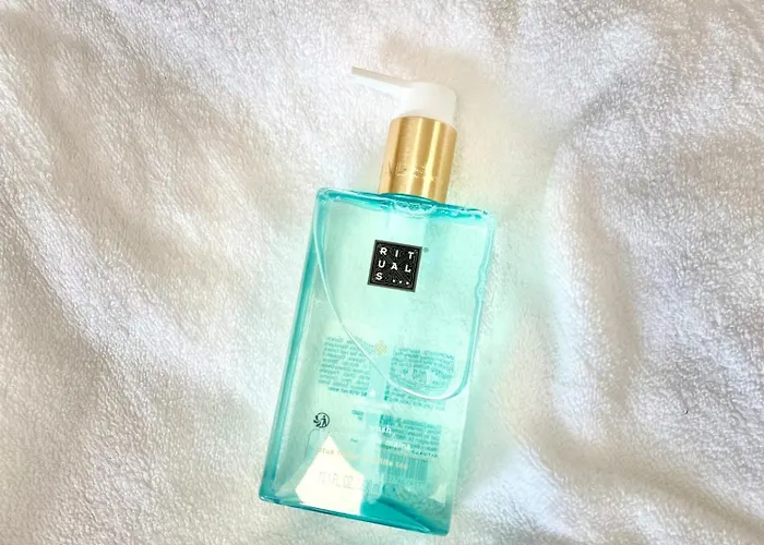 Skyview - Self Check In - Near Centre Apartment *