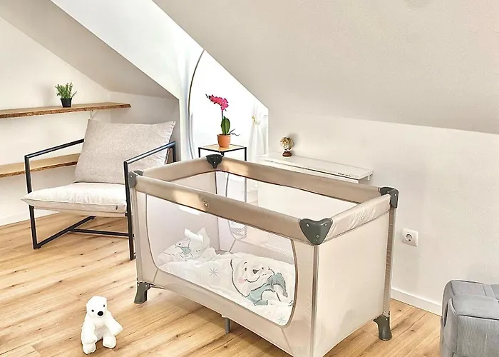 Apartment Skyview - Self Check In - Near Centre *